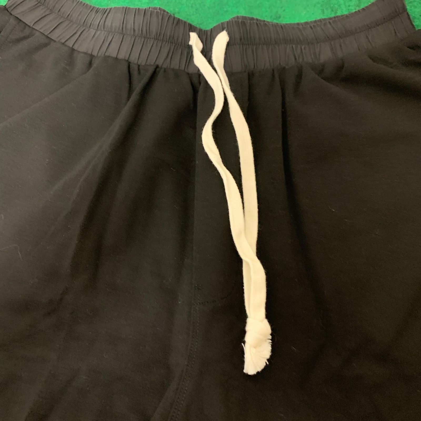 Salsation 新商品ハーフパンツ未使用 〇【中古美品】salsation サルセーション ロゴ入り ハーフパンツ