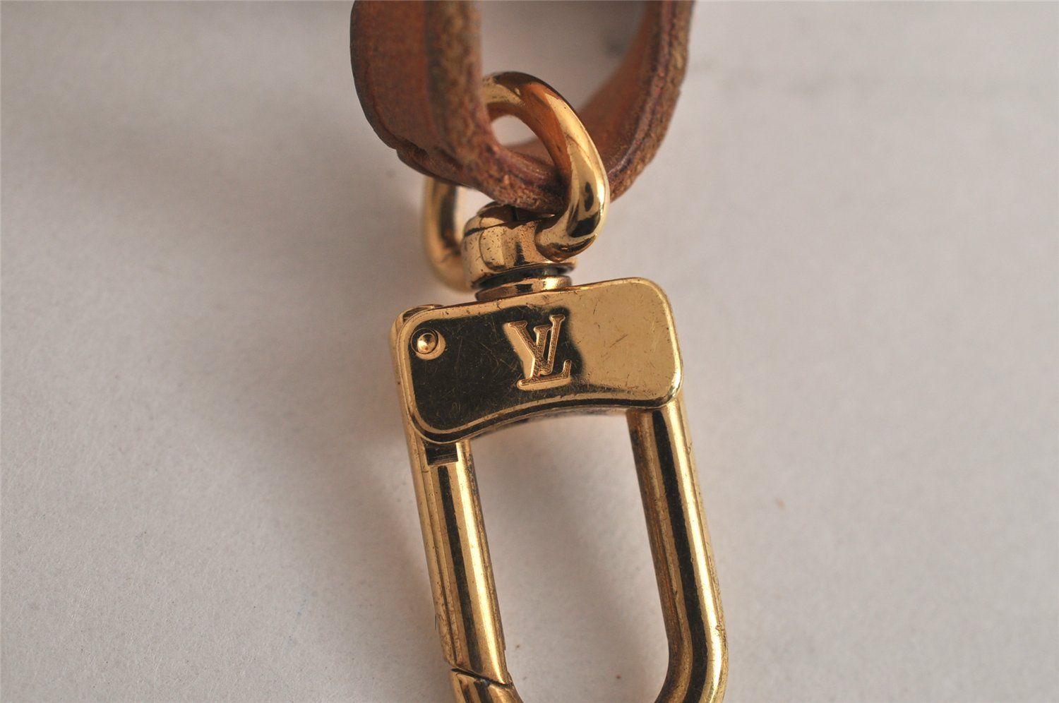VUITTON