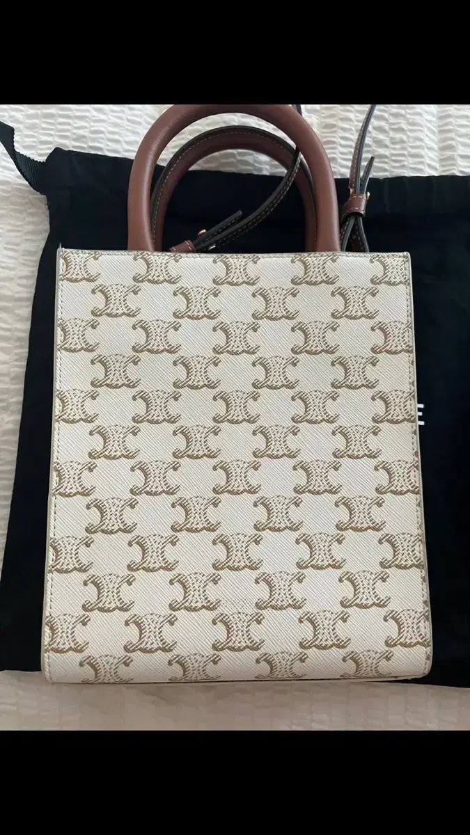 Celine セリーヌ