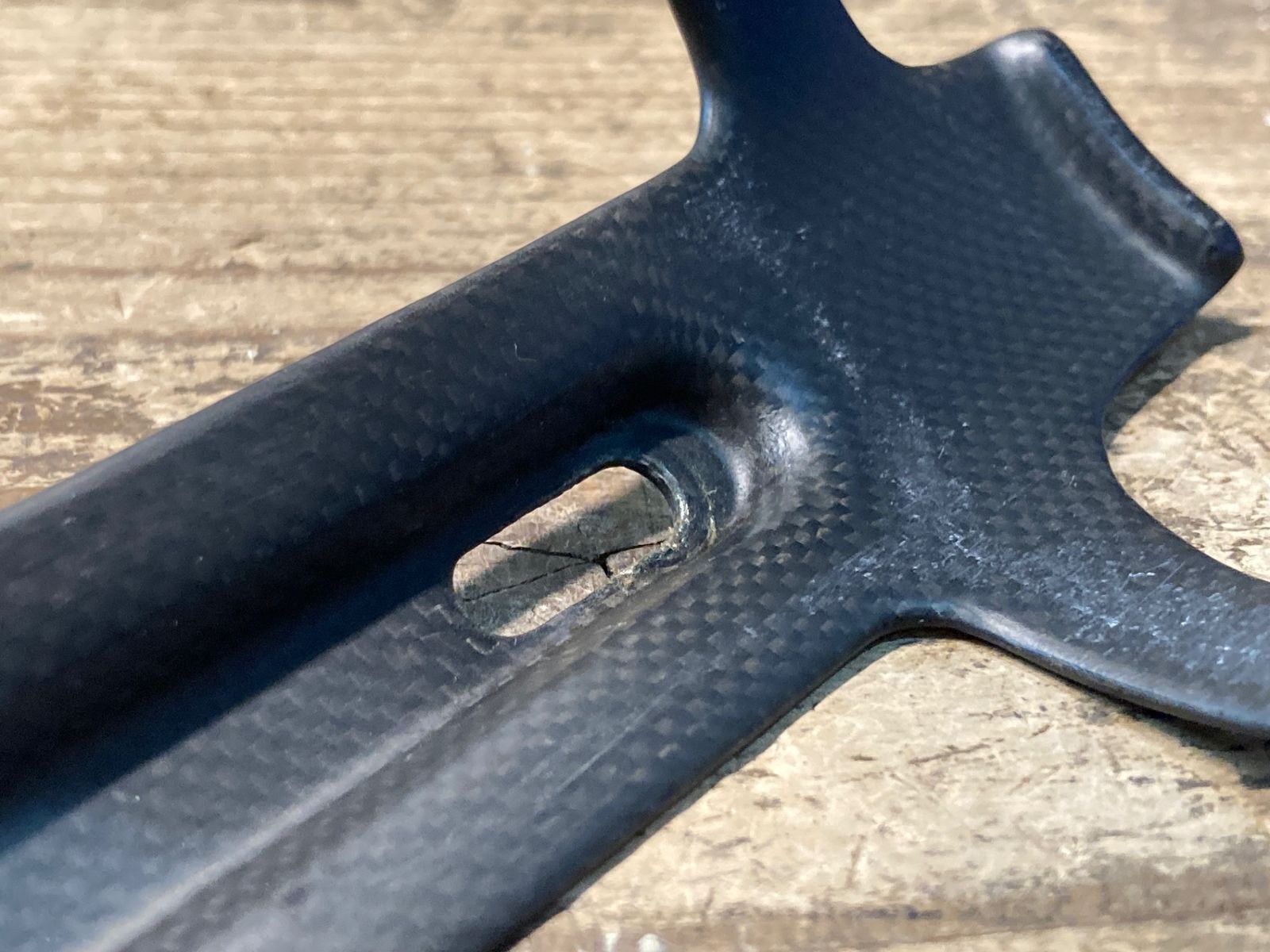 MOST (モスト) THE WINGS 1K カーボンボトルケージ 2個セット ピナレロ