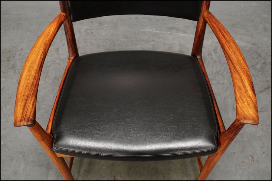 アーコール ERCOL わたれる スワンバックチェア ラウンド型 アーコール ERCOL わたれる スワンバックチェア ラウンド型