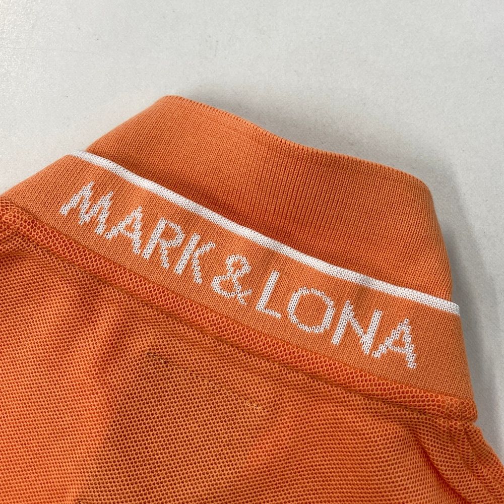 サイズ：M MARK&amp;LONA マークアンドロナ MLW-13S-PL01 ポロシャツ  オレンジ系 [240001198097] ゴルフウェア レディース ストスト MARK&LONA マークアンドロナ MLW-13S-PL01 ポロシャツ オレンジ