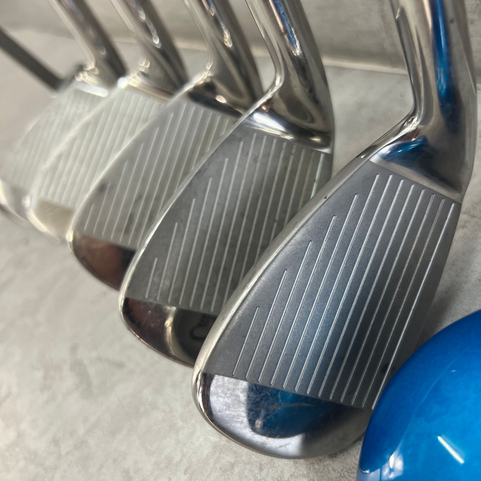 Caledonia　カレドニア　adidas　アディダス　レディースゴルフ9本セット　カーボン　L　右利き用　キャディバッグ　初心者おすすめ Caledonia カレドニア adidas アディダス レディースゴルフ9本