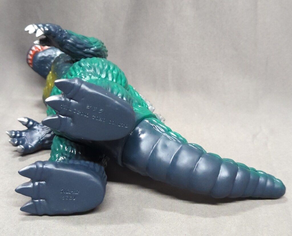 小松崎茂イラスト版 黒成型