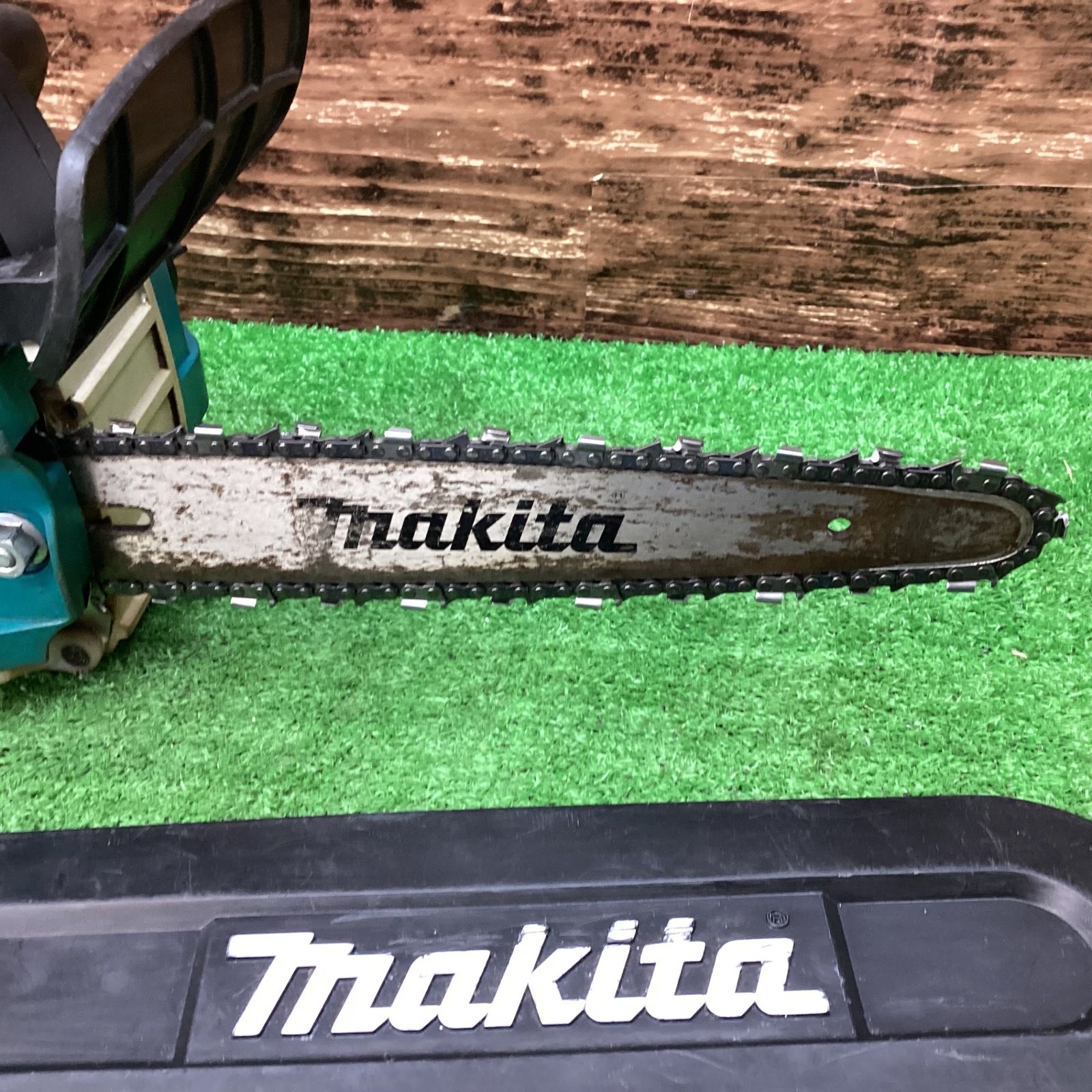 〇マキタ(makita) 250mmエンジンチェーンソー ME230T【川越店】 - メルカリ
