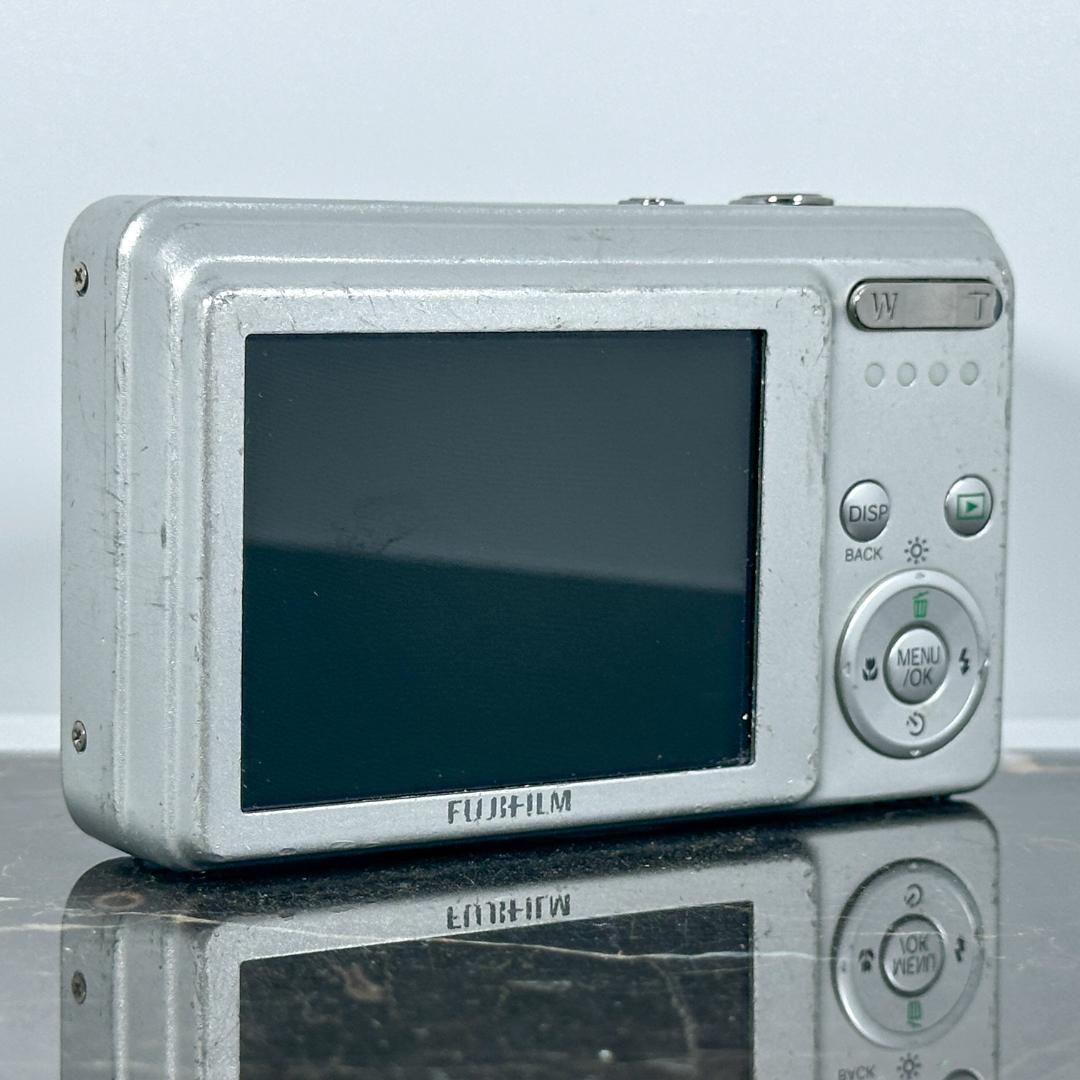 美品 FUJIFILM FinePix J15fd コンパクトデジタルカメラ FUJIFILM FINEPIX J15fd コンパクトデジタルカメラ FUJIFILM FinePix