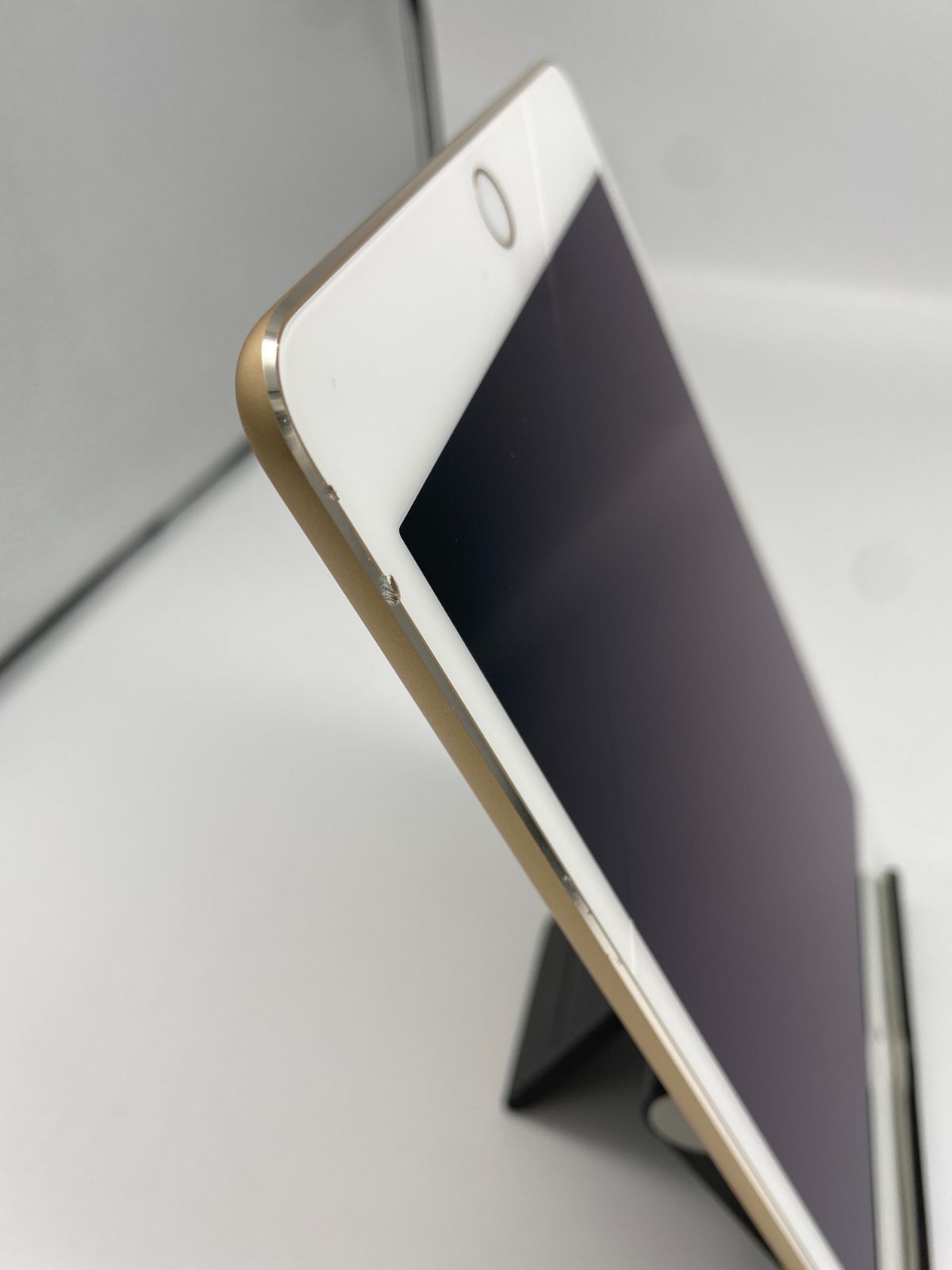 【ジャンク】iPad mini4 Wi-Fiモデル　64gb ゴールド Apple iPad mini 4 Wi-Fiモデル 64GB MK9J2J/A [ゴールド] 価格