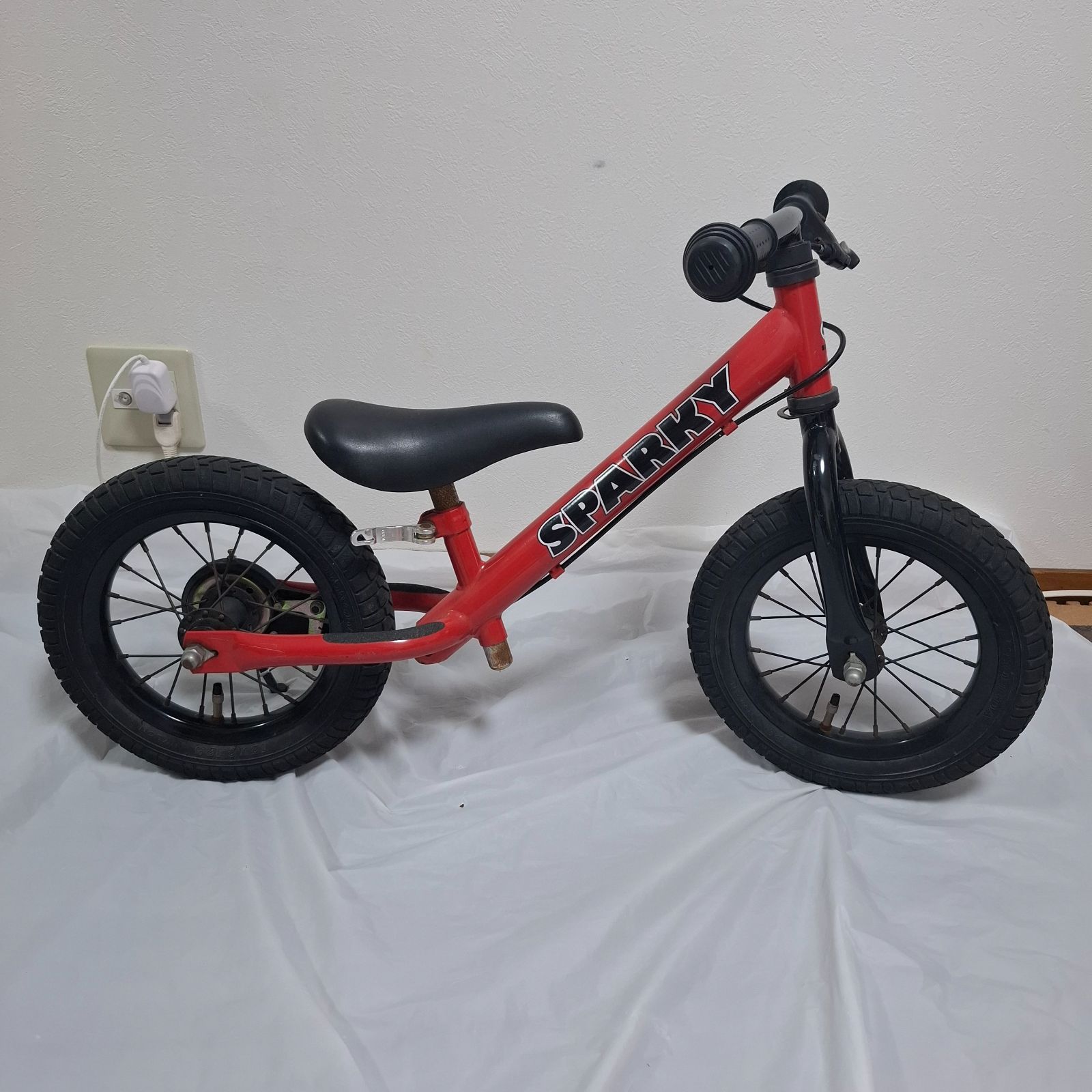 美品 SPARKY キックバイクキッズバイク スパーキー - メルカリ