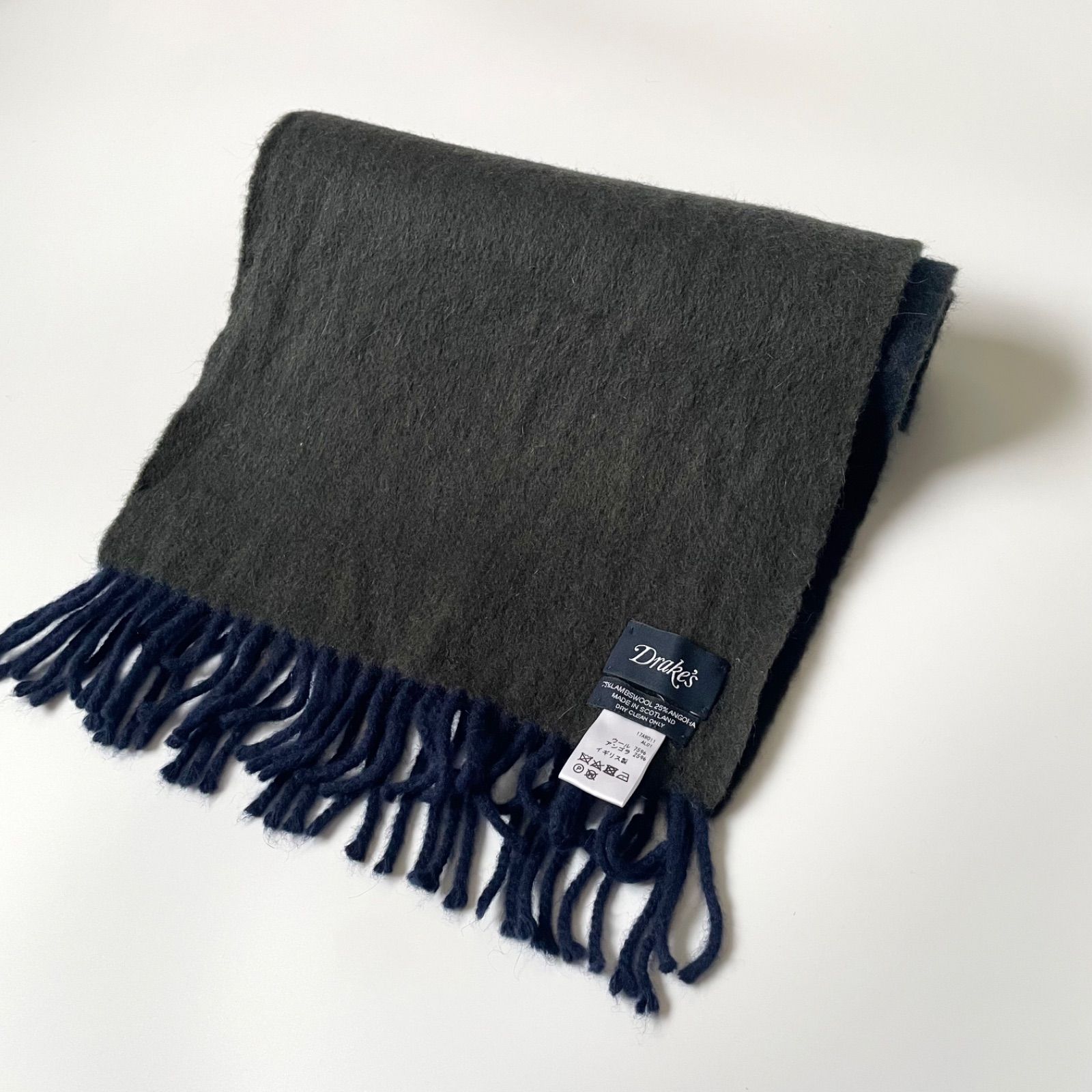 2025年最新】ドレイクス スカーフの人気アイテム - メルカリ Drake's