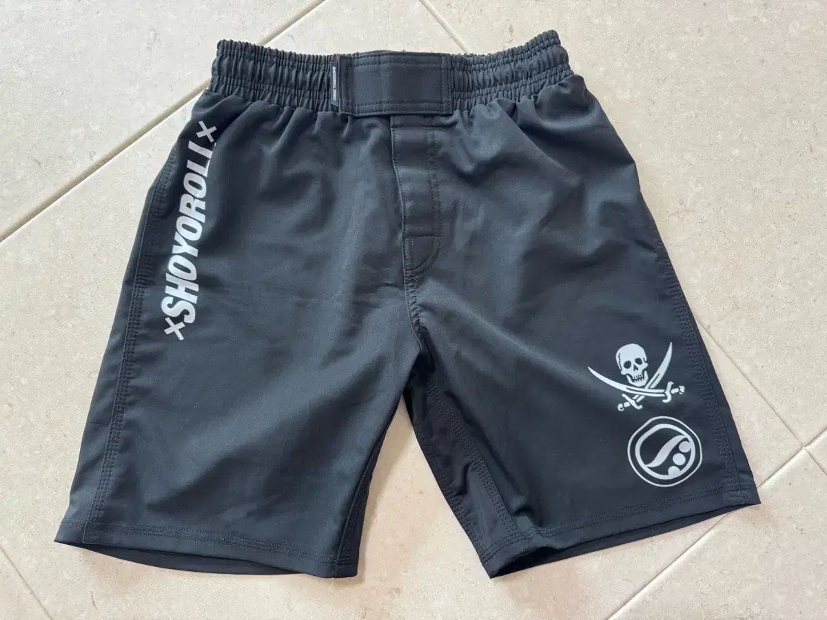 ソヨロール X NEIGHBORHOOD ネイバーフッド 怒り ショーツ 販売