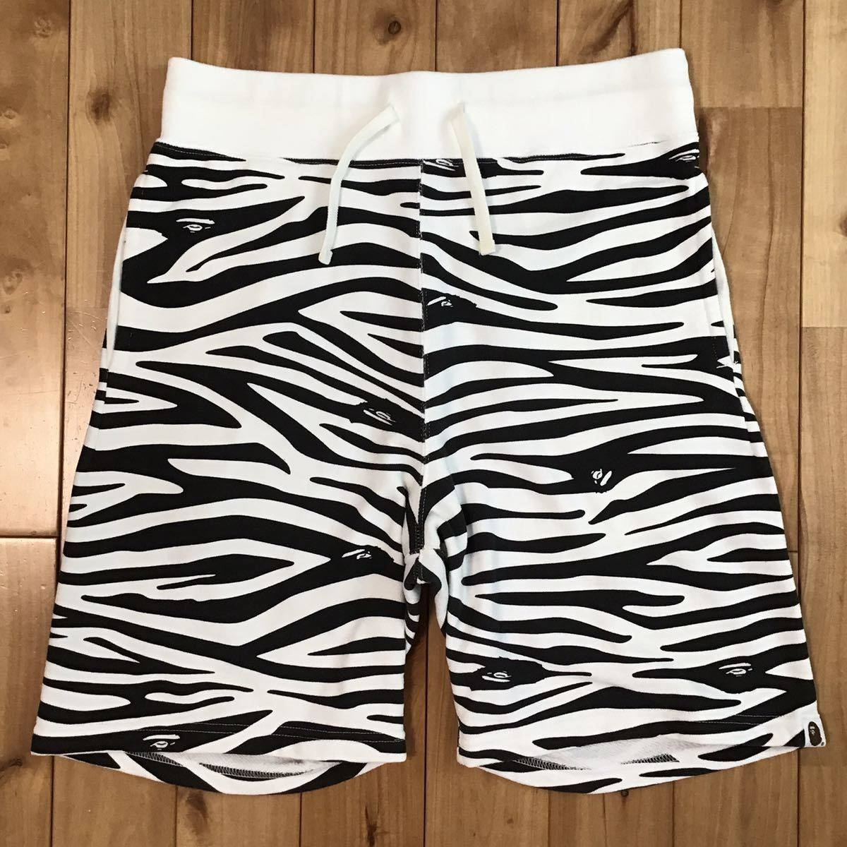 BAPE zebra camo スウェット ハーフパンツ Mサイズ a bathing ape sweat shorts ゼブラ エイプ ベイプ  アベイシングエイプ
