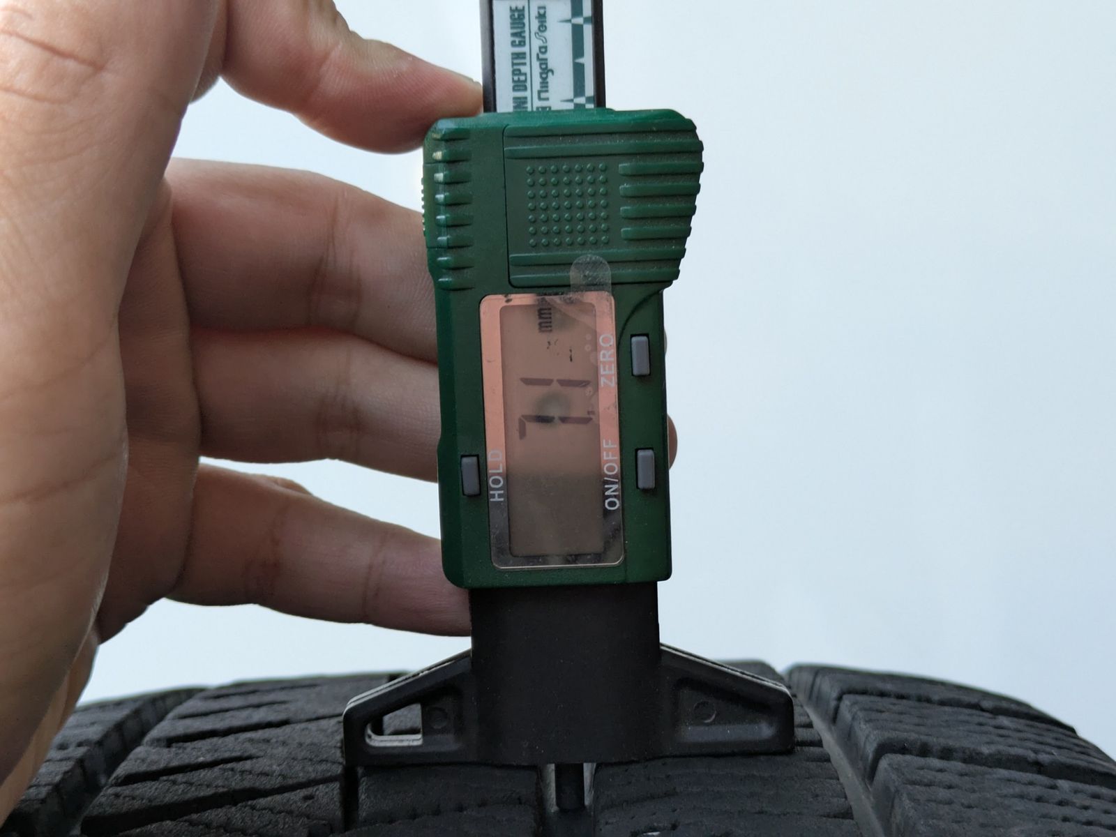 ボルボ V50外し 2019年製 ブリヂストン ブリザックVRX2 スタッドレスタイヤ 205 55R16 91Q TRITUETUBI_COM