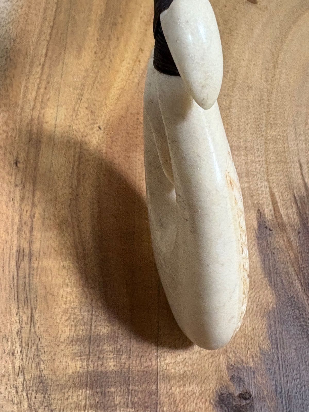 ボーンカービングネックレス sw73 LLサイズ マッコウ USTAUSTRALIA_COM_AU