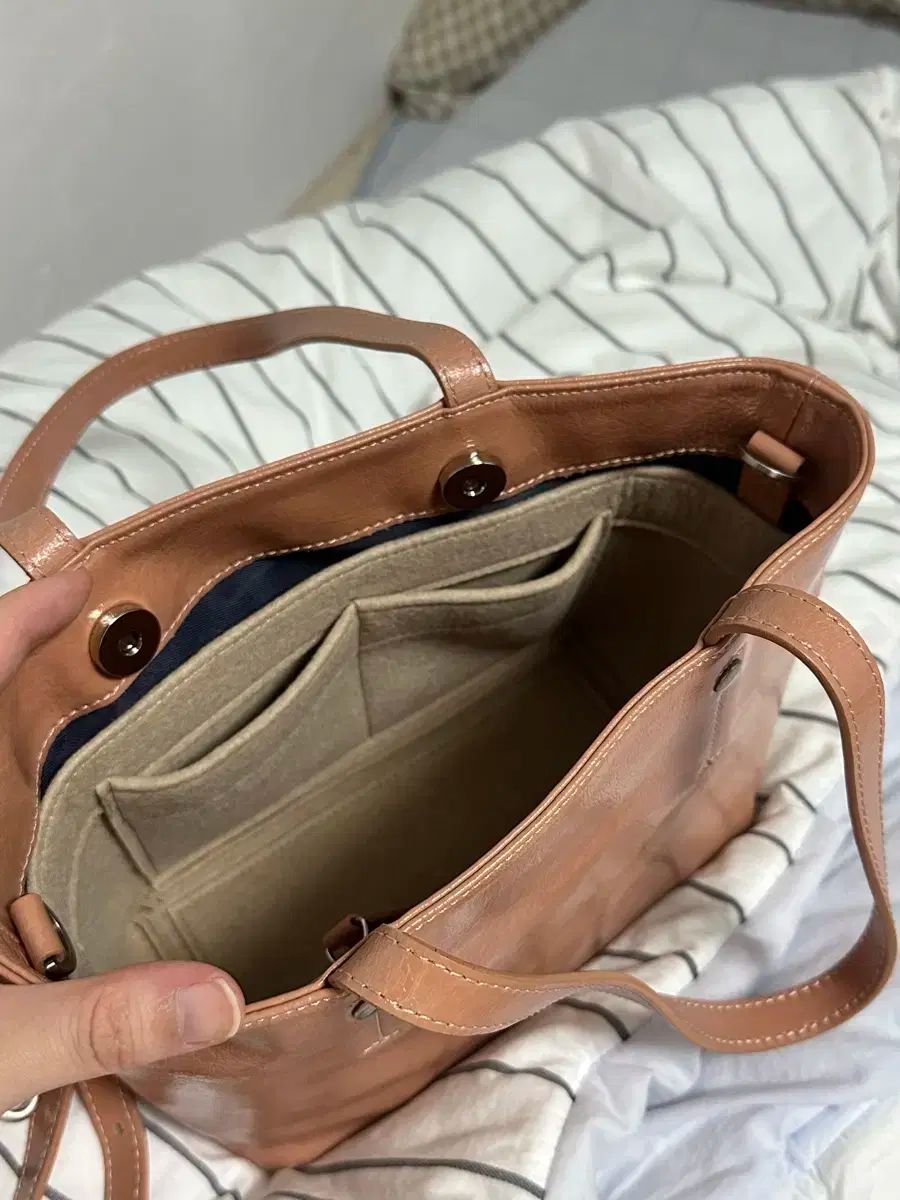 パウダーピンク