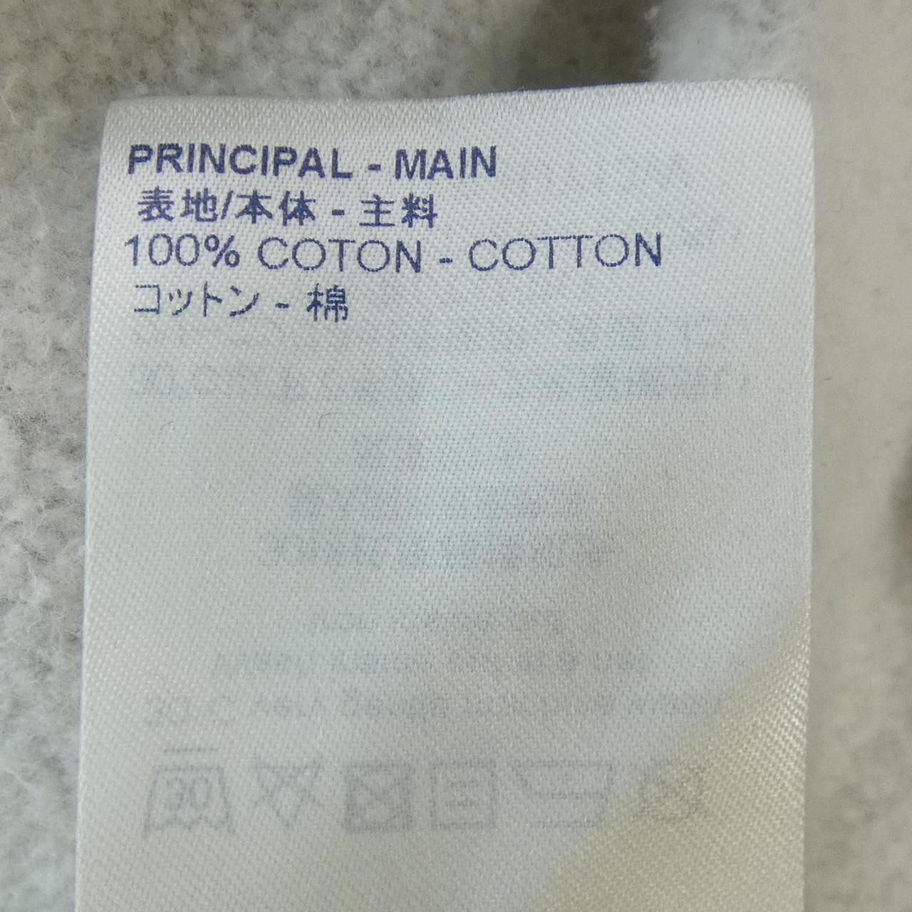 VUITTON スクエアードLVロゴ