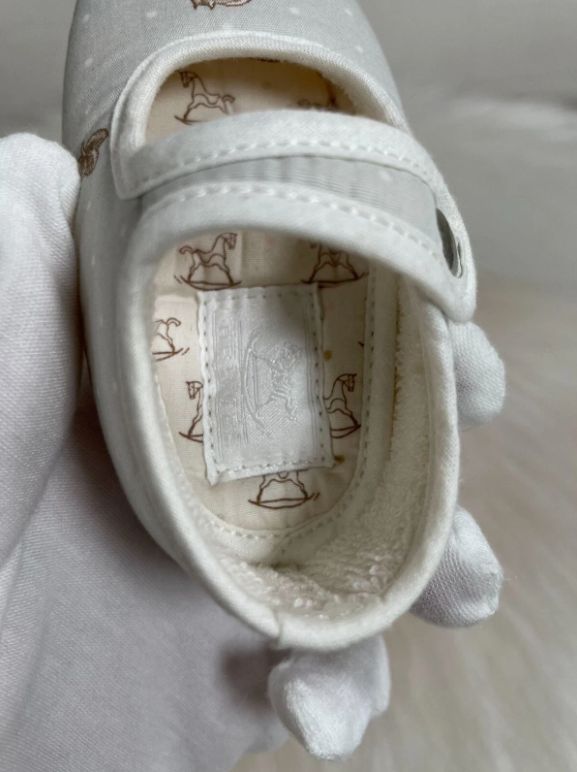 ♥ Hermes エルメス ベビーシューズ グレー ベージュ ホワイト アダダ WWW_USTAUSTRALIA_COM_AU