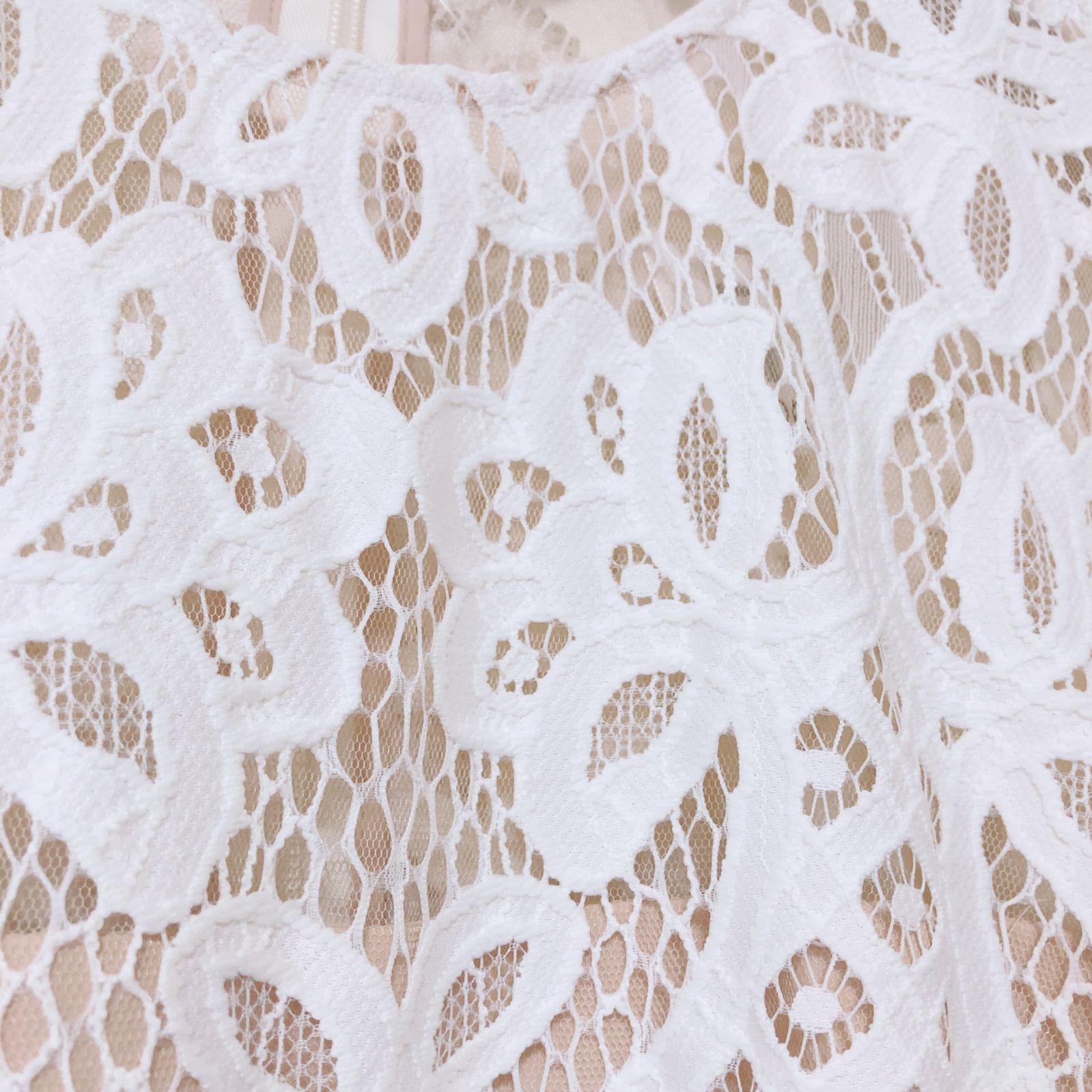 z1372【美品】BCBG MAXAZRIA ビーシービージーマックスアズリア