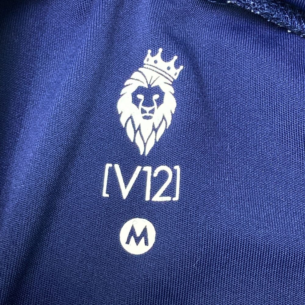 サイズ M V12 ヴィトゥエルヴ 半袖ハーフジップTシャツ ネイビー系 240101529771 ゴルフウェア メンズ ストスト WHITEMONARCHHOTEL_COM