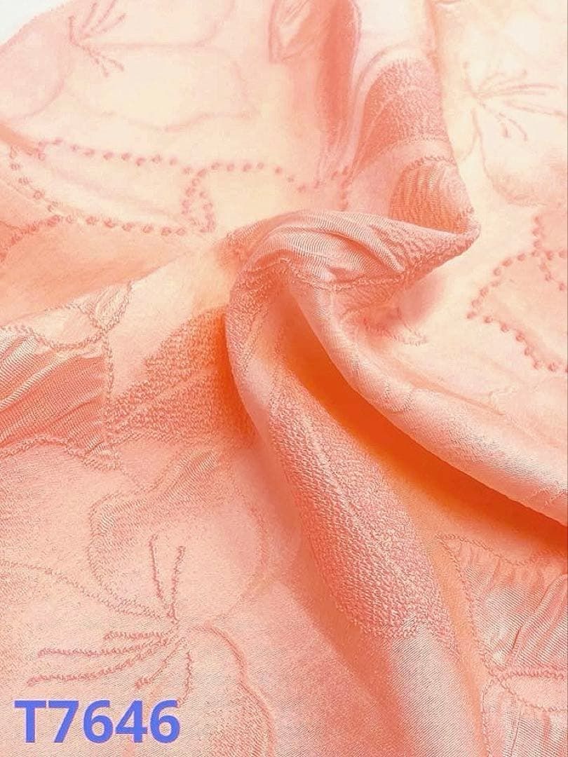 コート地 ふくれ織 紋意匠 正絹 反物 - メルカリ