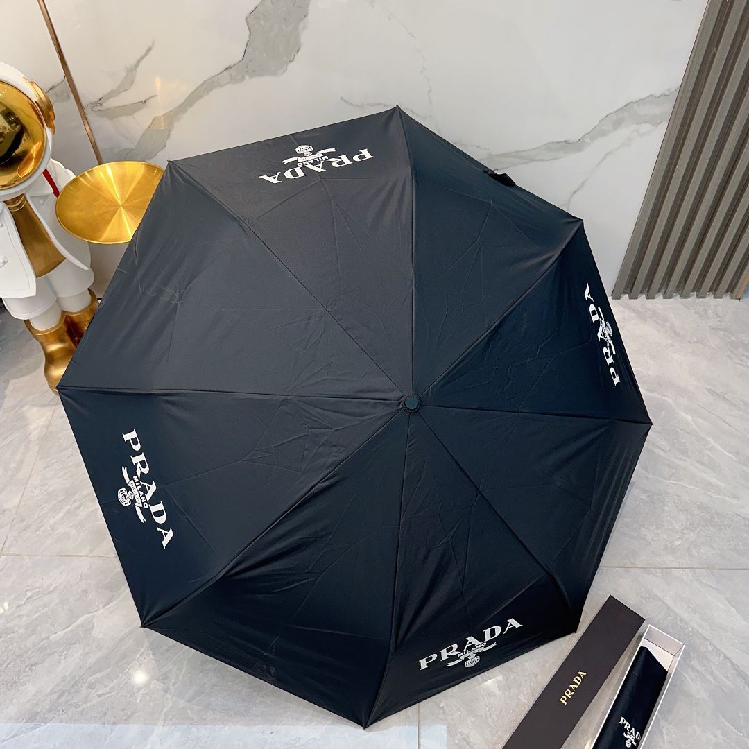 PRADA プラダの新型全自動折りたたみ式晴雨傘