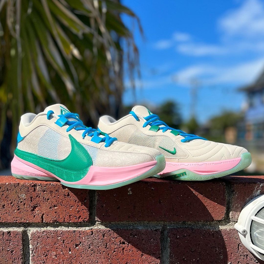 NIKE ZOOM FREAK 5 'FIVE THE HARD WAY' ナイキ ズーム フリーク 5 ヤニス アデトクンボ 【MEN'S】 lt  orewood brn/emerald rise DX4996-100