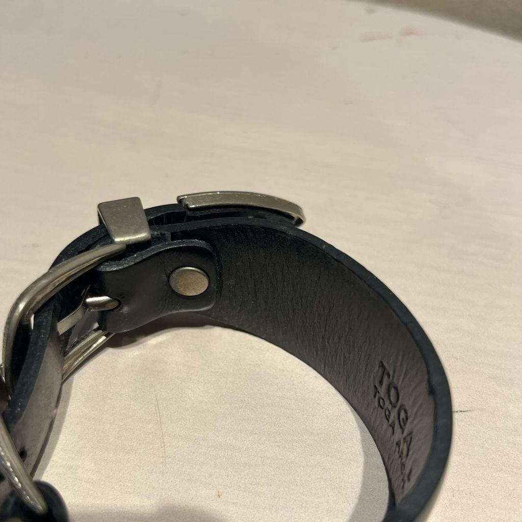 TOGA PULLA トーガプルラ Leather bangle バングル シルバー size:F