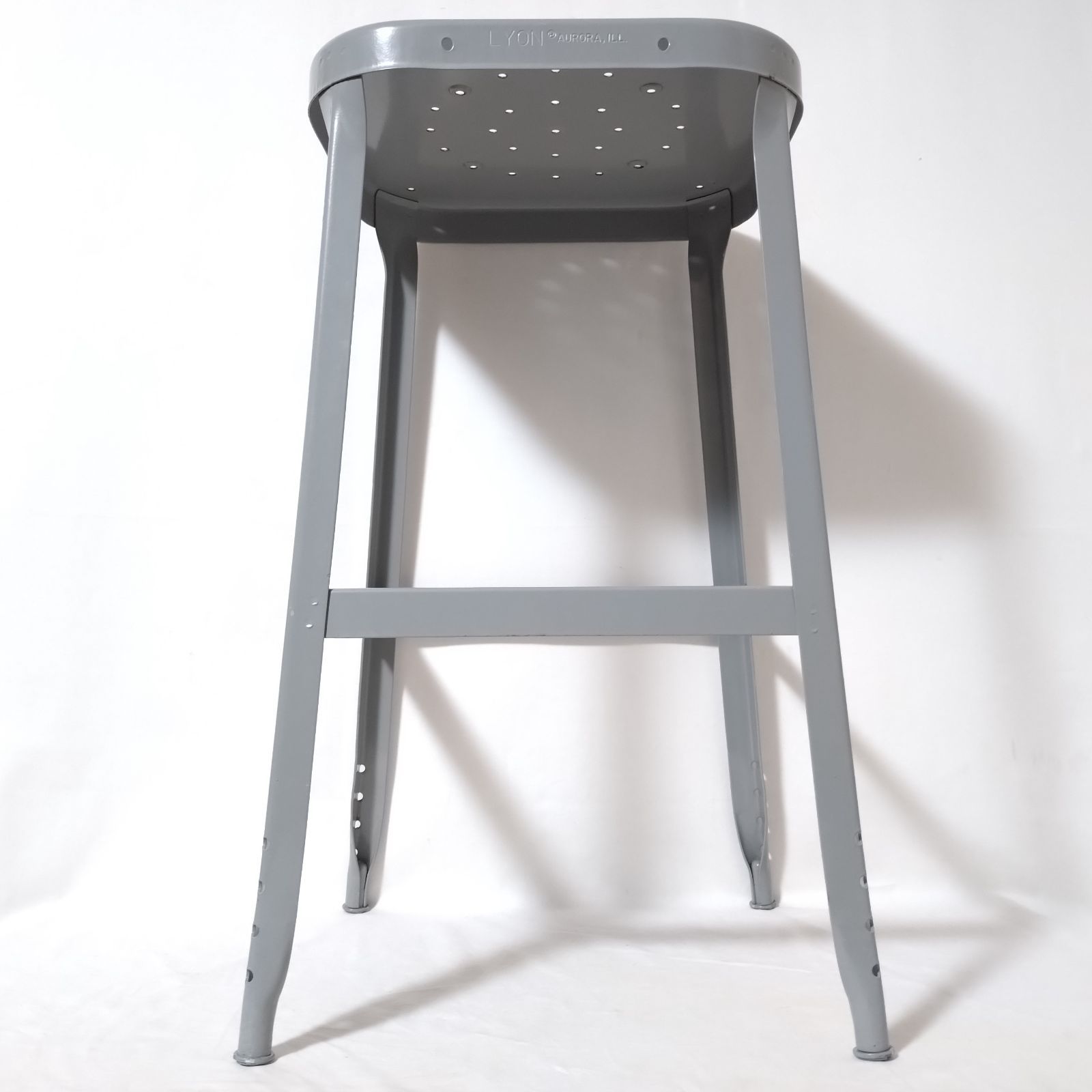 LYON AURORA.ILL リヨン ファクトリースツール ハイスツール インダストリアルスツール ヴィンテージ レトロ パシフィックファニチャーサービス