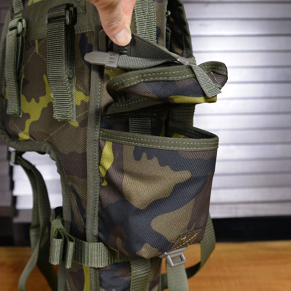 チェコ軍放出品 ナイトスコープ用バッグ 1PN58ライフルスコープ対応 [ 並品 ] - メルカリ