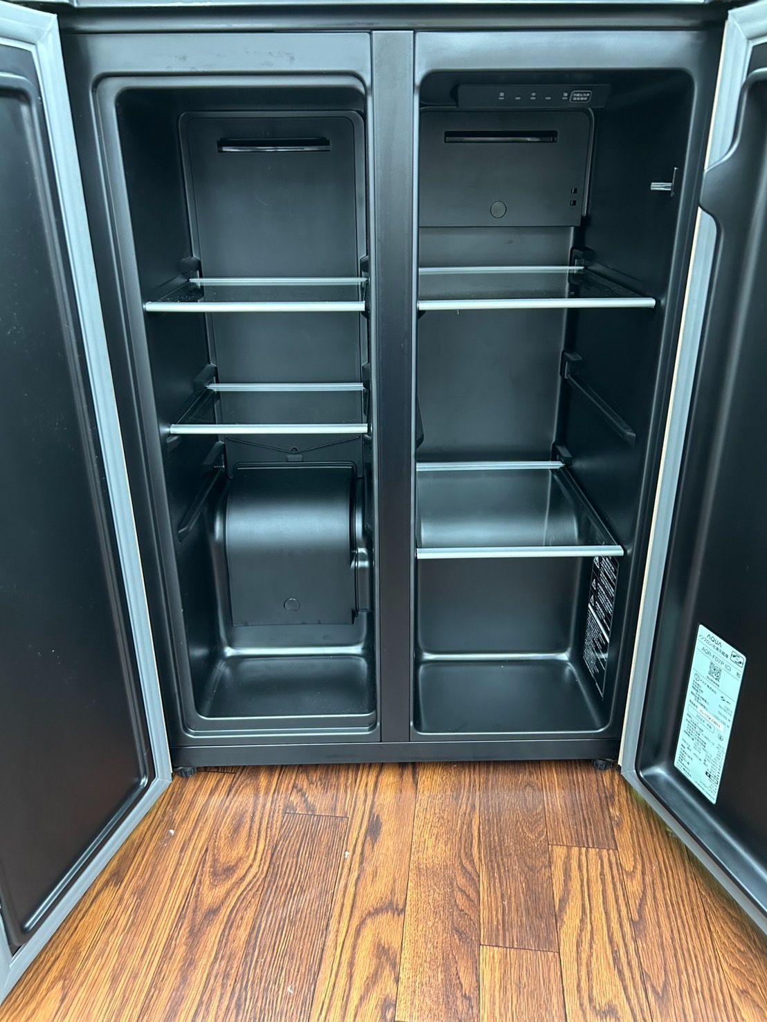 鳥居様専用♪AQUA 冷蔵庫 24年製 72L AQR-FD7P（C） AQUA