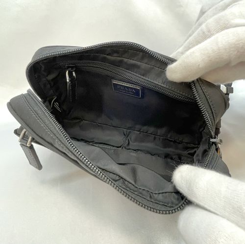 美品】プラダ ボディバッグ ウエストポーチ サフィアーノ 白 2VL012