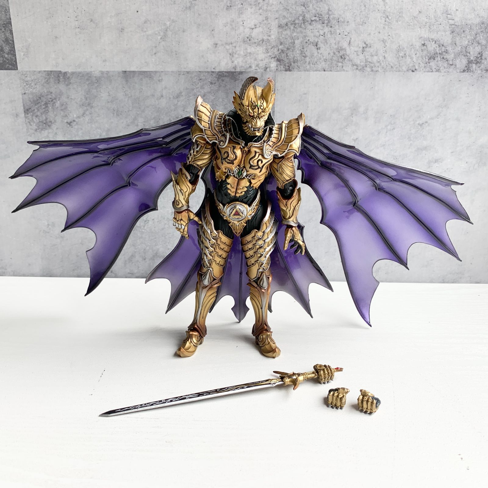 牙狼<GARO> 魔戒可動 黄金騎士 ガロ・翔 「牙狼＜GARO＞～闇を