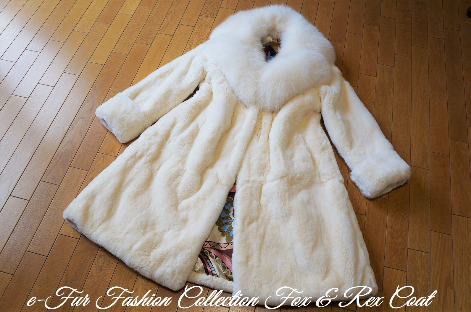 上品な印象☆冬のミルキーホワイトフォックス×レッキス毛皮コート