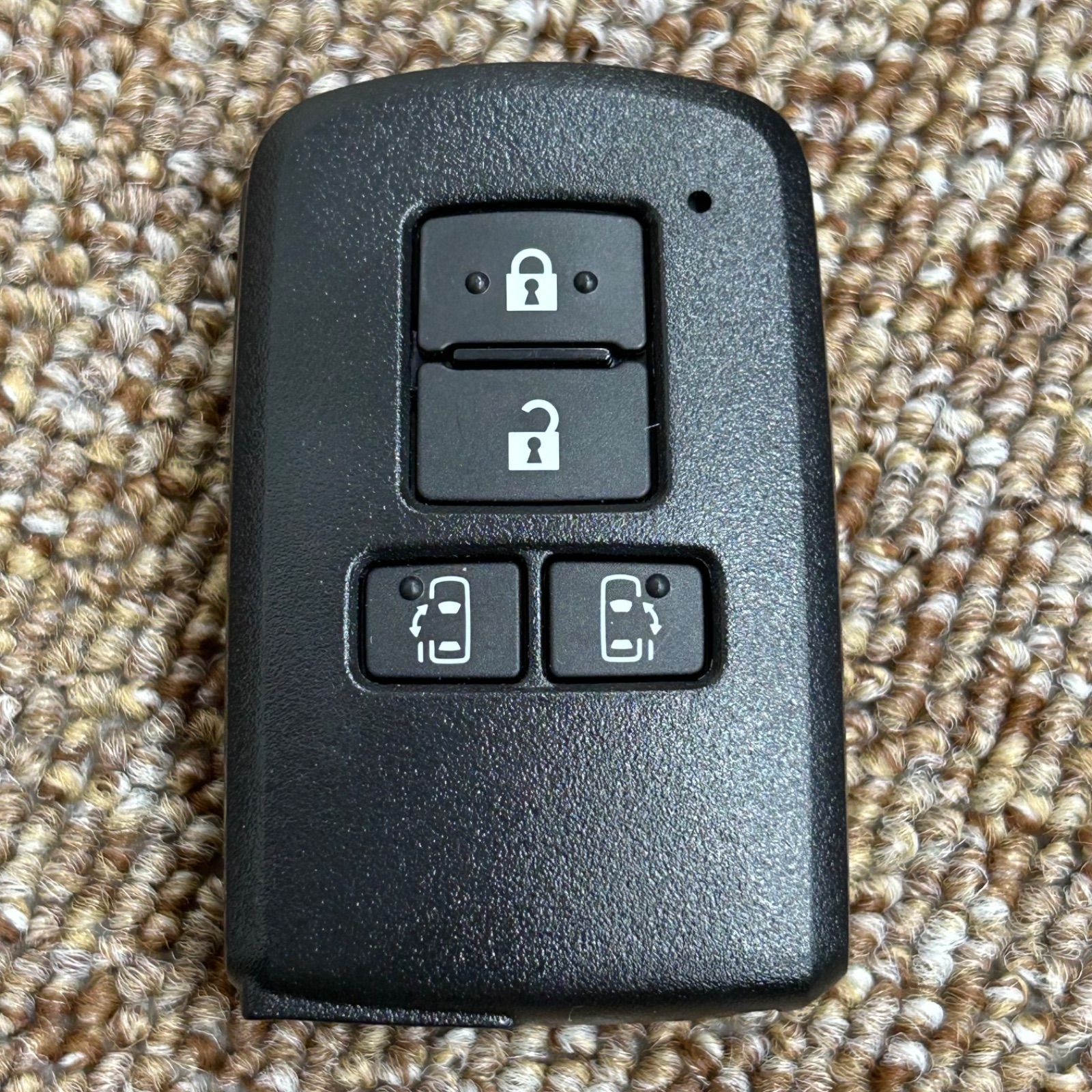 トヨタ ヴォクシー/ノア/エスクァイア シエンタスマートキー 両側パワスラ　美品 511fiw6lvbL._UF350,350_QL80_.jpg