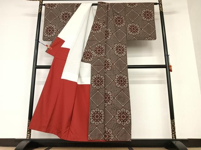 平和屋着物●本場大島紬　龍郷絣　正絹　逸品　AAAV7344zg 平和屋着物○本場大島紬 龍郷絣 正絹 逸品 AAAV7344zg - メルカリ