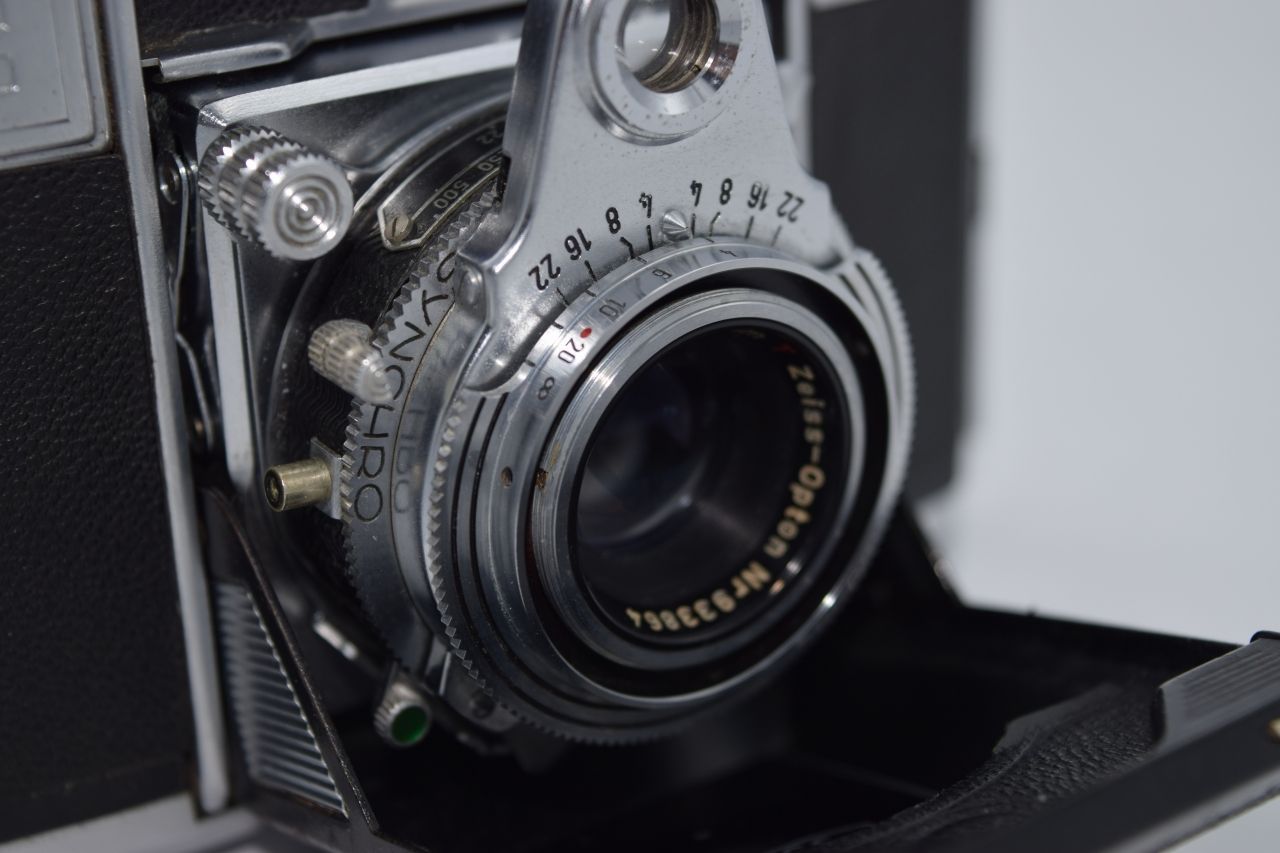 9232 ツァイス・イコン Zeiss Ikon CONTESSA 35 - メルカリ