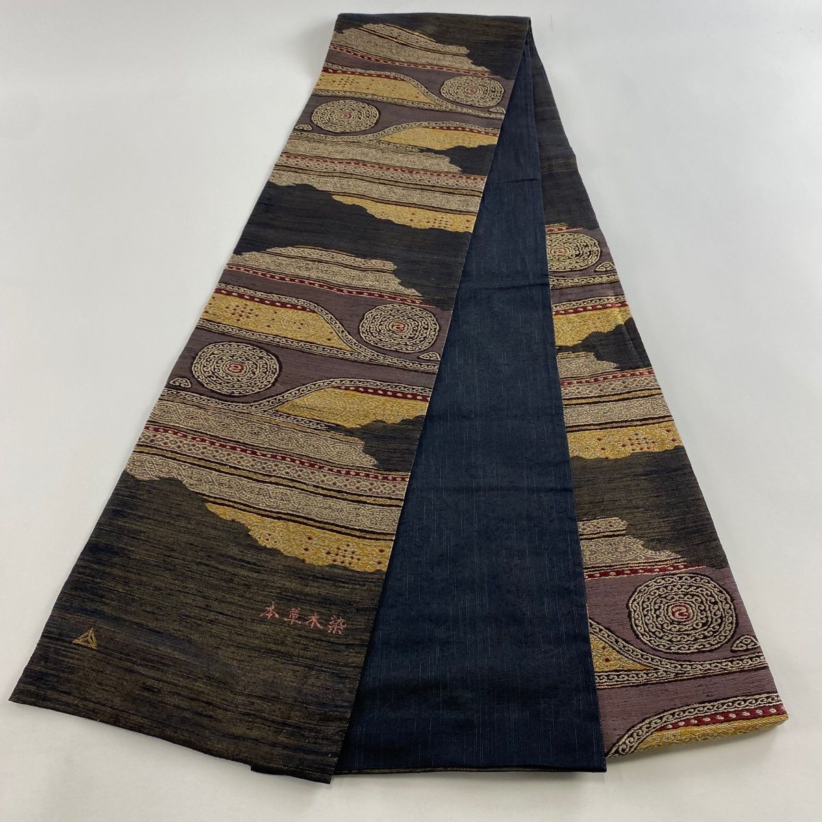 袋帯 秀品 落款 本草木染 幾何学模様 箔 焦茶色 六通 正絹 【中古