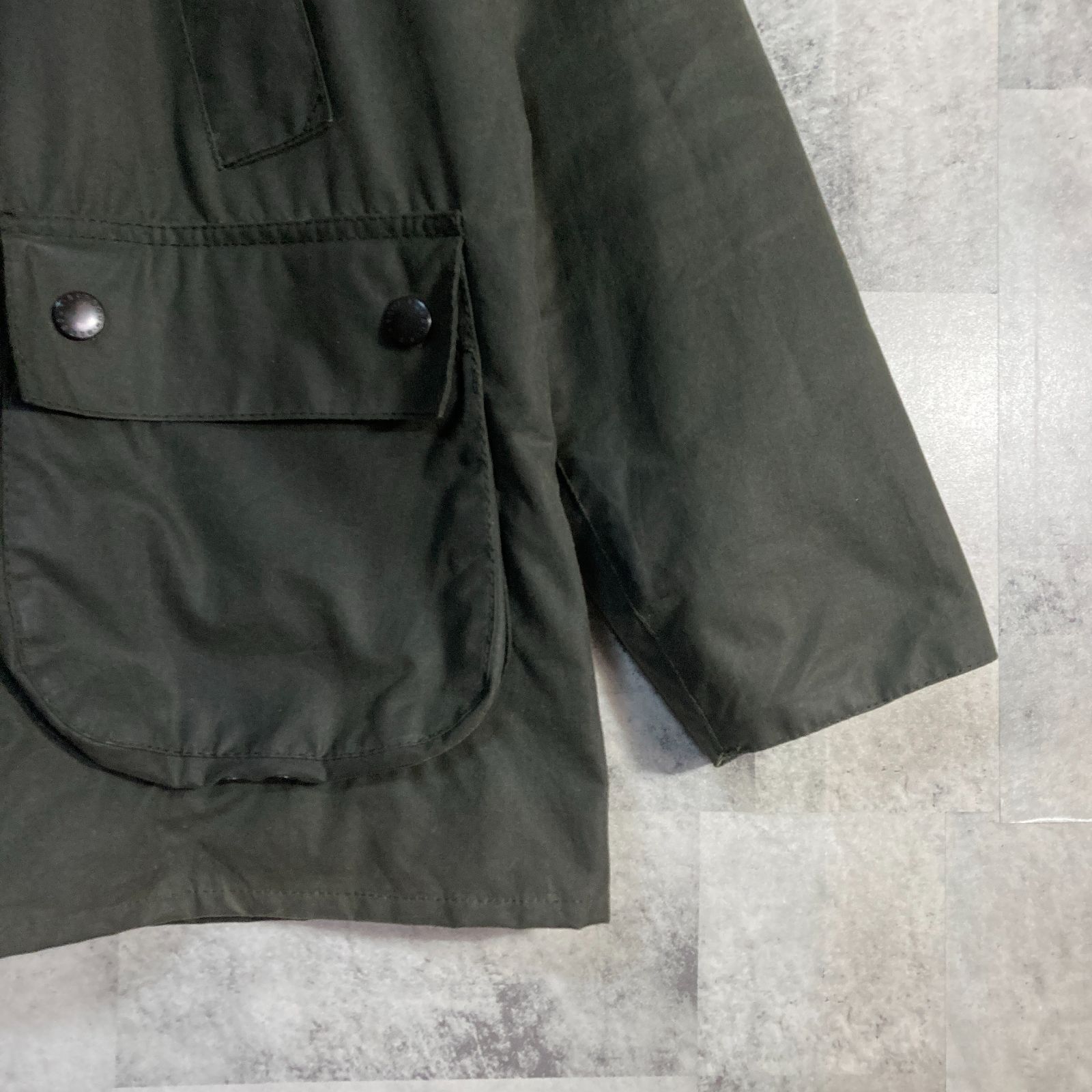 美品 Babour Bedale SYLKOIL 英国製 オイルドジャケット 英国製 Barbour バブアー オイルドジャケット SL BEDALE セージ