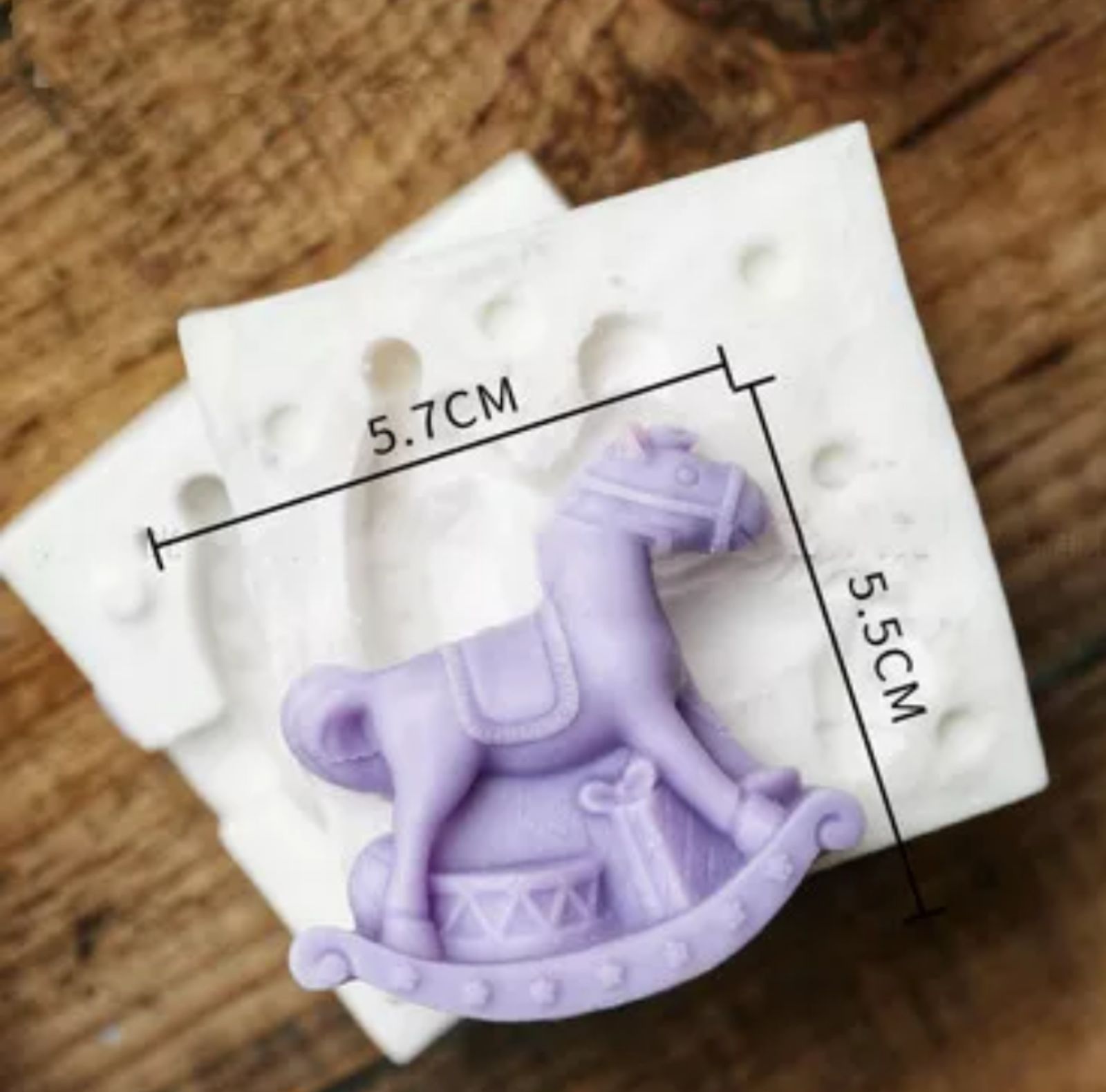 シリコン型　チョコレート型　キャンドル型　馬 Amazon | キャンドル用シリコンモールド、 動物モールド, 馬の