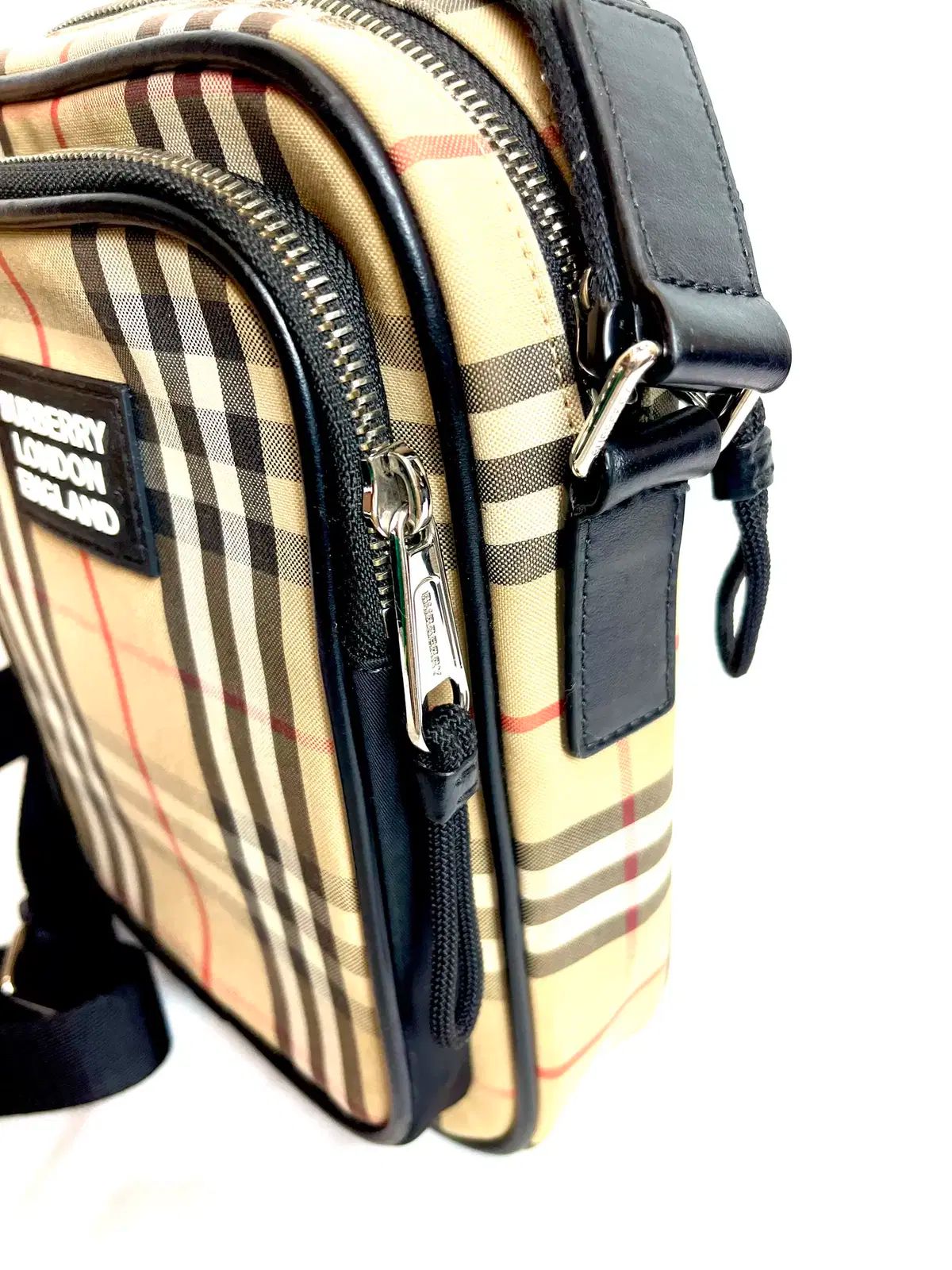 BURBERRY シルバー ノヴァチェック クロスバッグ DECORATOM_COM_BR