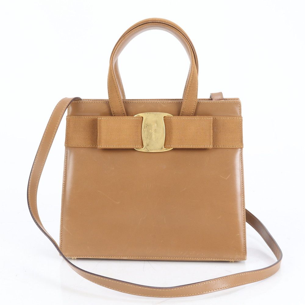 【美品】サルヴァトーレフェラガモ ヴァラリボン ミニショルダーバッグ レザー 楽天市場】【バッグ】Salvatore Ferragamo サルヴァトーレ