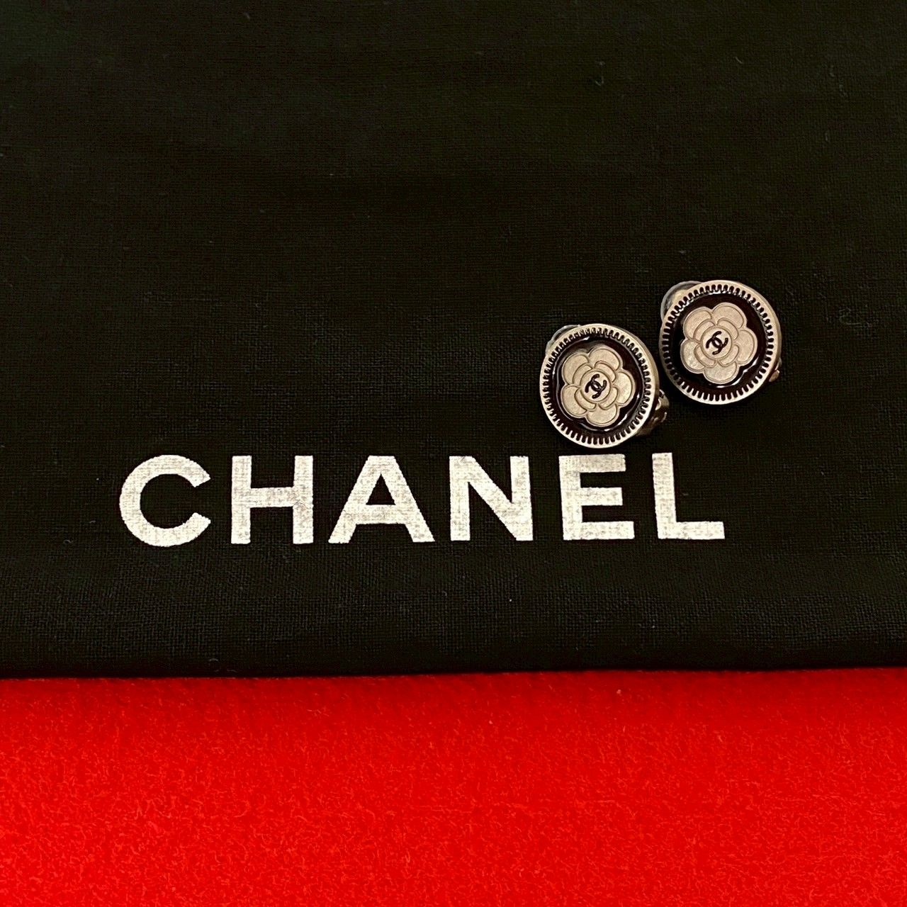未使用品⭐️CHANELシャネル⭐️カメリア シャネル(CHANEL)シャネル カメリアボタン ノーカラージャケット
