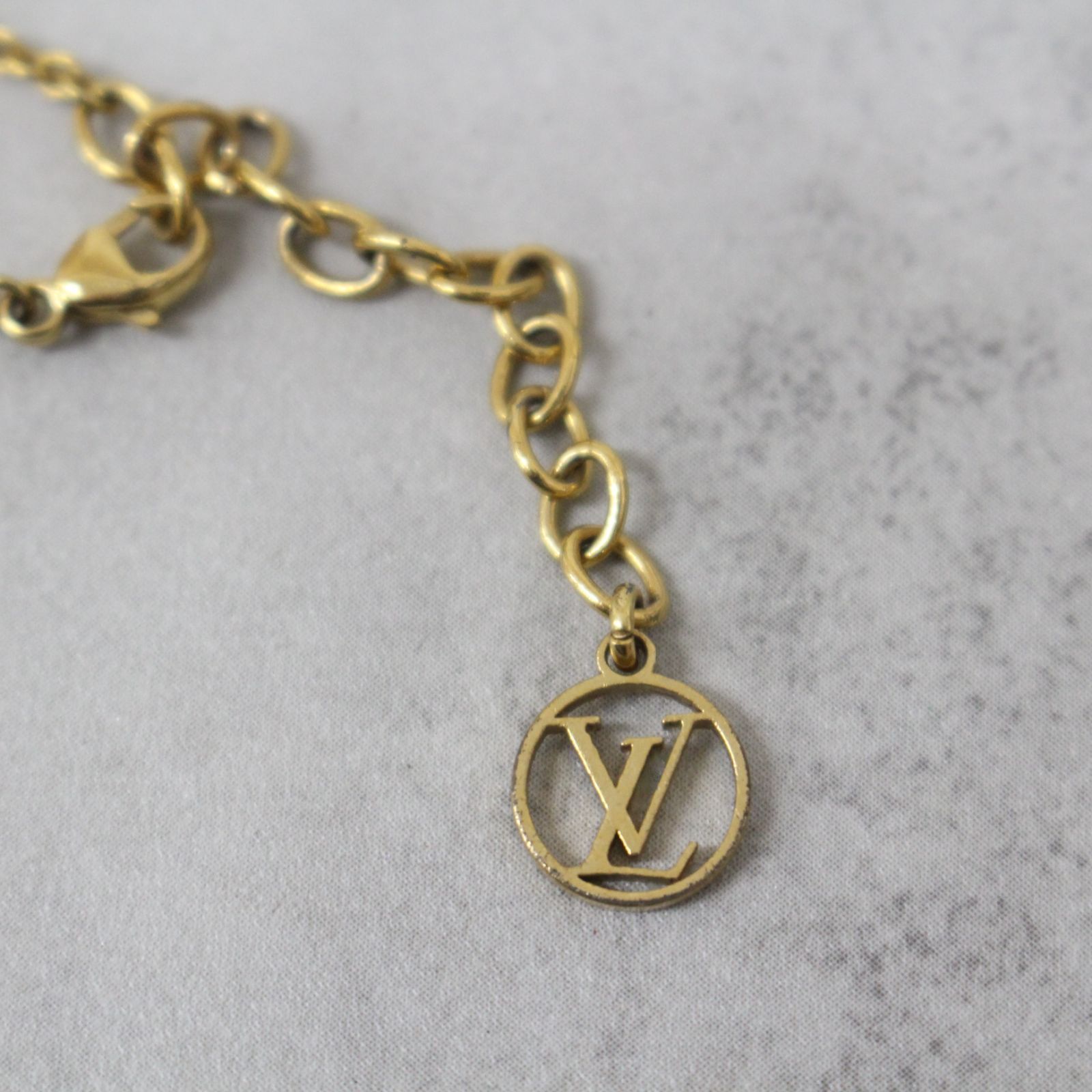 LOUIS VUITTON ゴールド ブレスレット S052)LOUIS VUITTON/ルイヴィトン ブレスレット エセンシャルV