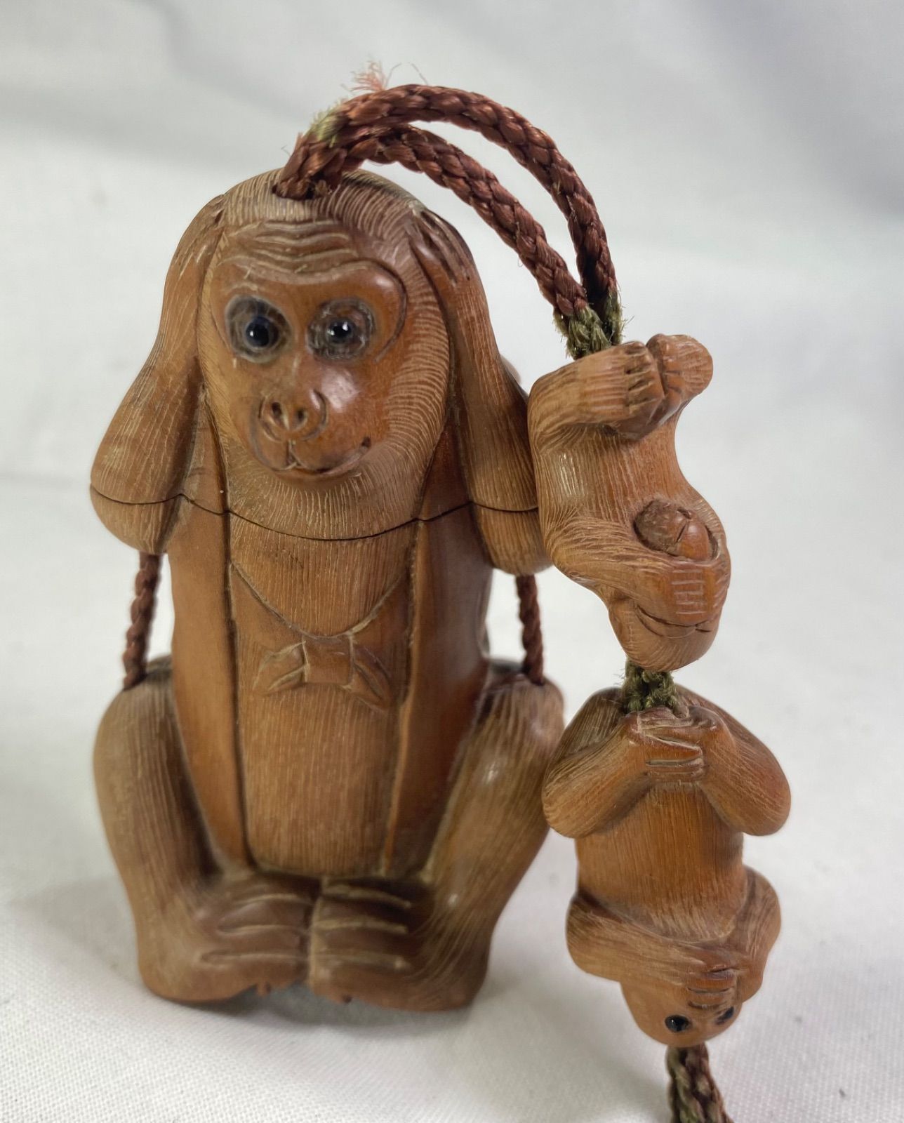 印籠　柘植　三猿　黄楊繊細彫刻　木製 印籠 柘植 三猿 黄楊繊細彫刻 木製 - メルカリ