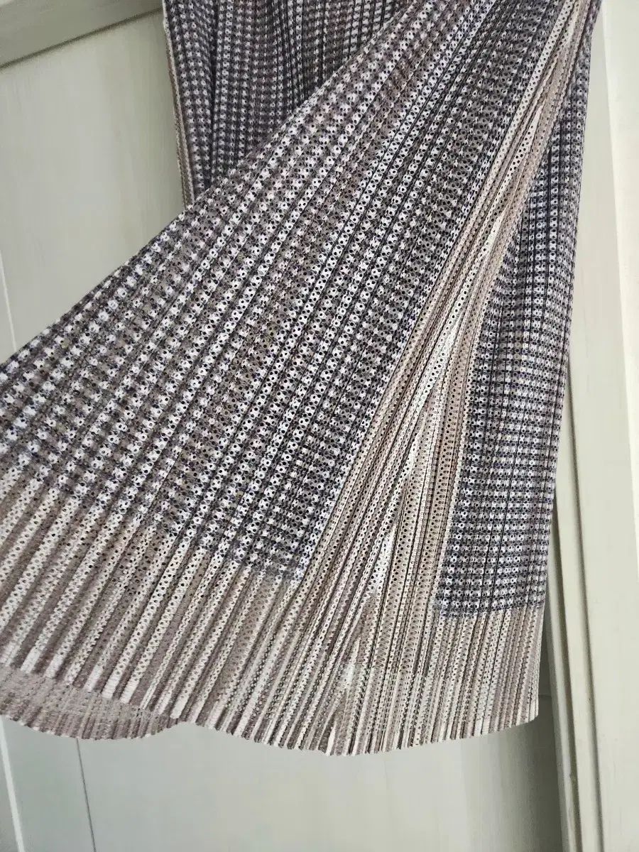 イッセイミヤケ PLEATS