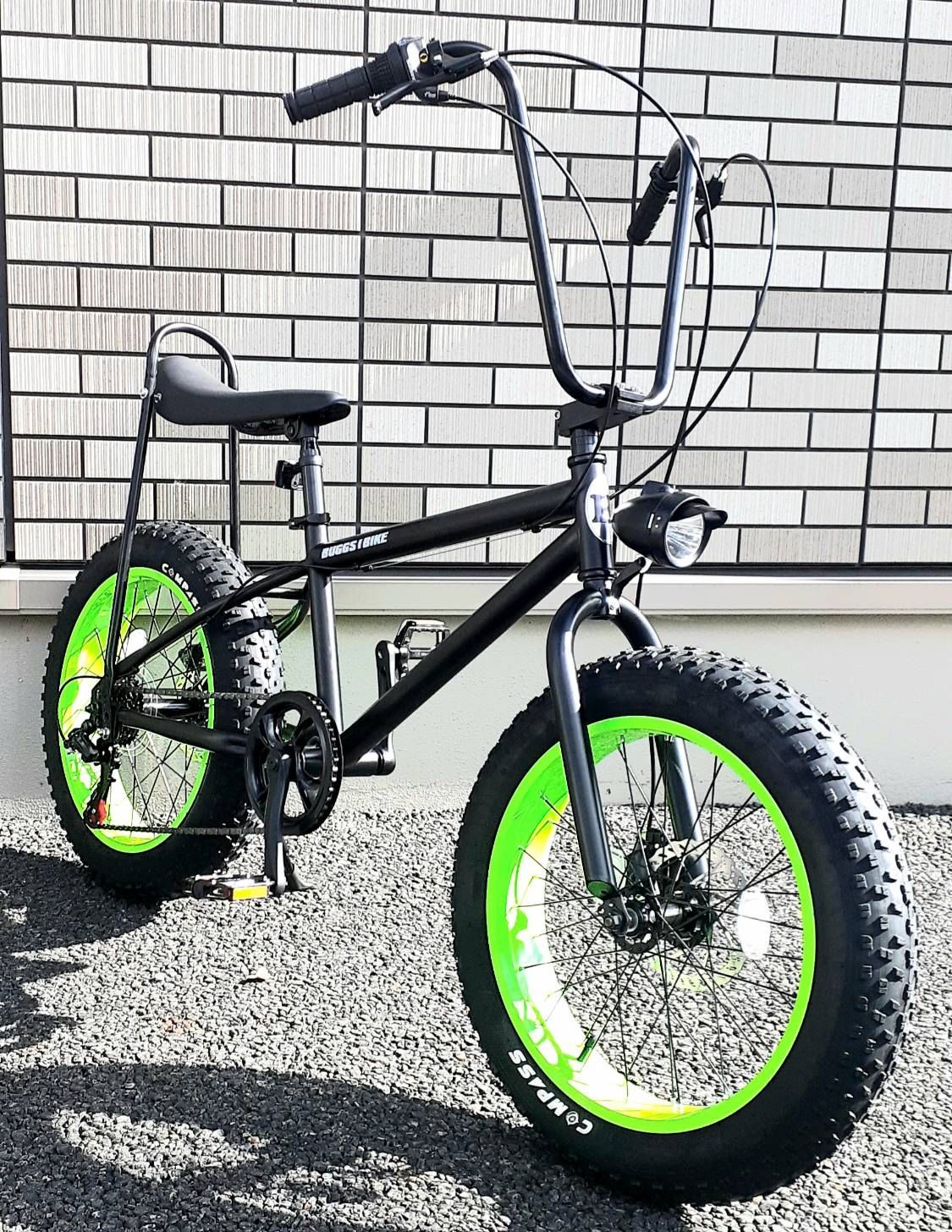 極太タイヤ ファットバイク カスタム 20インチ 自転車 - Buggs Bike