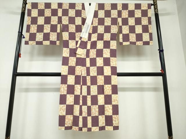 平和屋着物●長襦袢 無双仕立て 市松舞桜文 正絹 DAAW5807ud