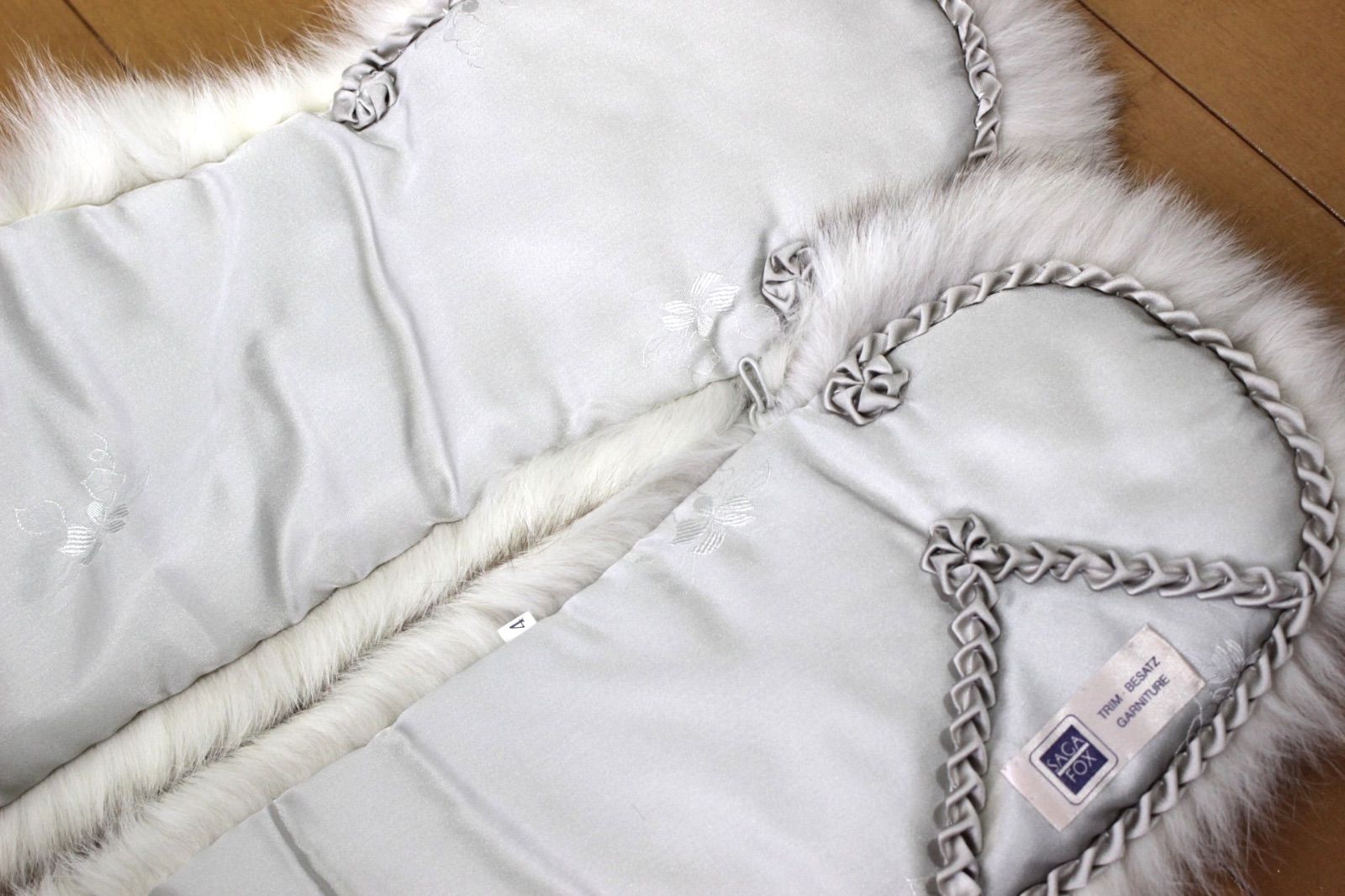 S 35 サガ フォックス SAGA FOX ショール マフラー 白 太 毛皮 襟巻き 成人式 レディース 振袖 着物 ♥に近い