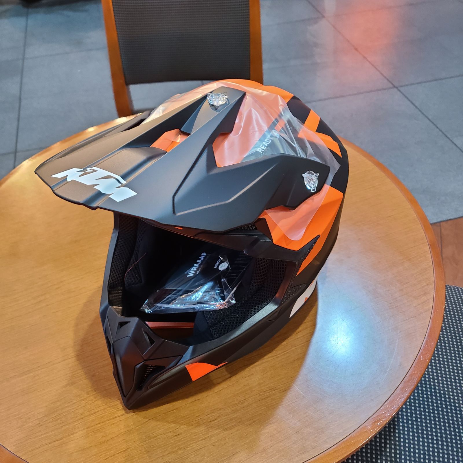 KTM WRAAAP HELMET・KTMオフロードヘルメット・XL/61-62・L/59-60・Airoh - メルカリ