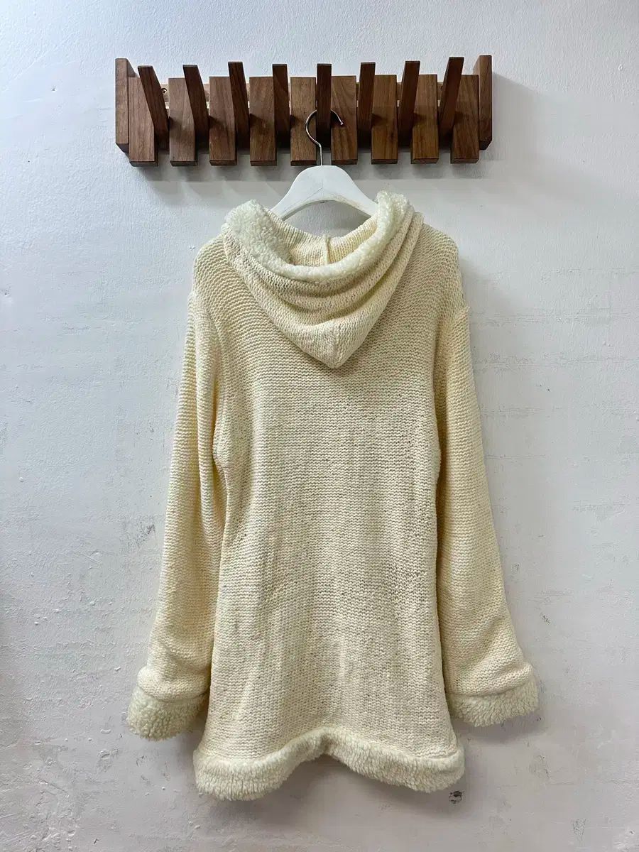 トグルボタン ニット