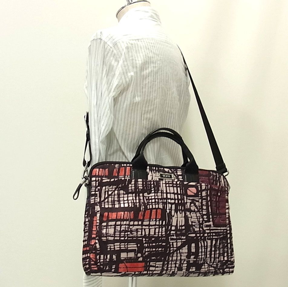 極美品✨️ TUMIトゥミ 2WAYビジネスバッグ　ブラック 拡張機能 TUMI ビジネスバッグ ブラック レザー 拡張機能 黒 2wayバッグ 楽天